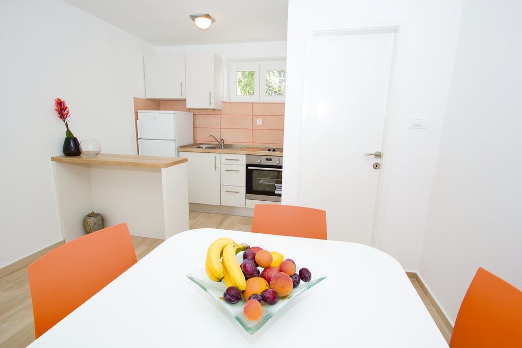 Apartments Put Plokita Split Bagian luar foto