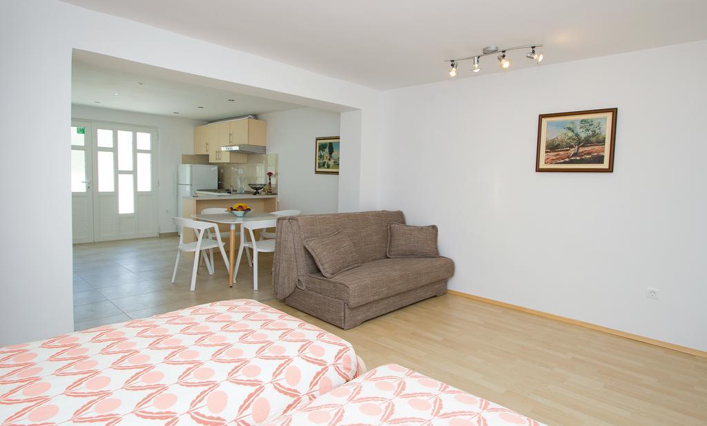 Apartments Put Plokita Split Bagian luar foto