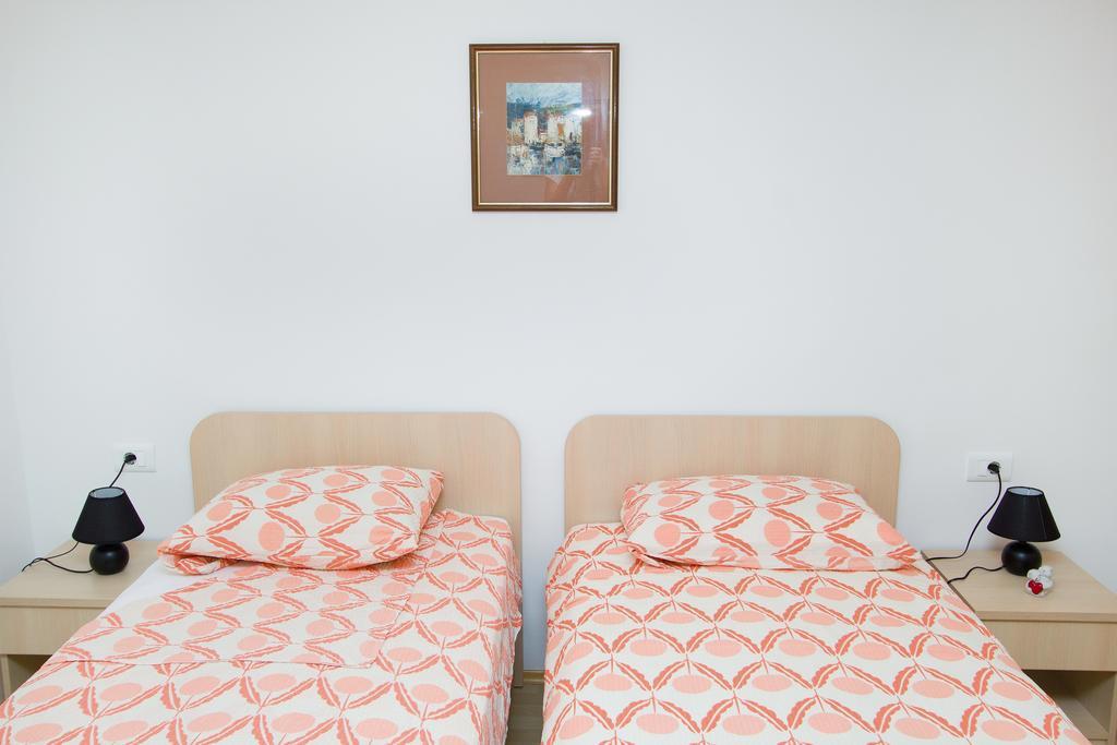 Apartments Put Plokita Split Bagian luar foto